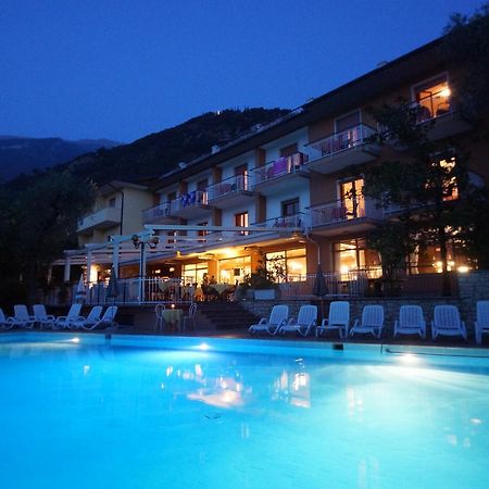 Hotel Alpi Malcesine Kültér fotó