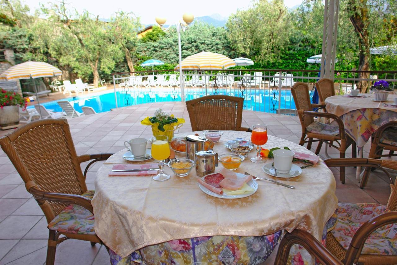 Hotel Alpi Malcesine Kültér fotó