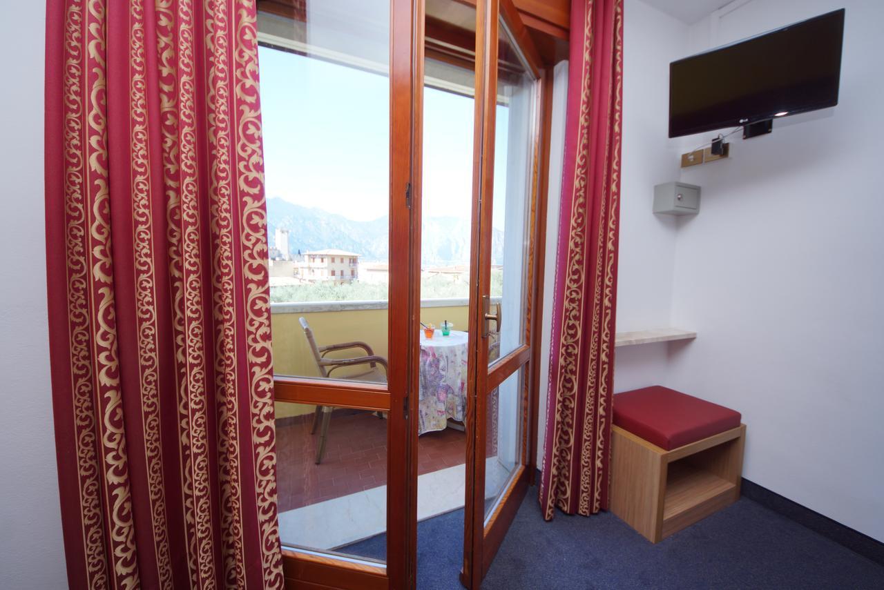 Hotel Alpi Malcesine Kültér fotó