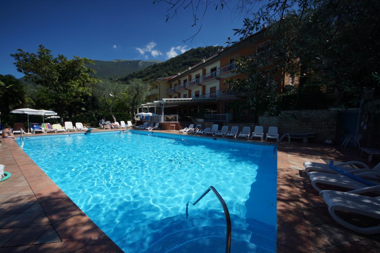 Hotel Alpi Malcesine Kültér fotó