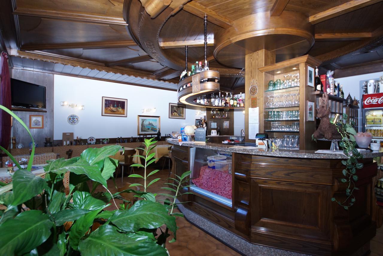 Hotel Alpi Malcesine Kültér fotó