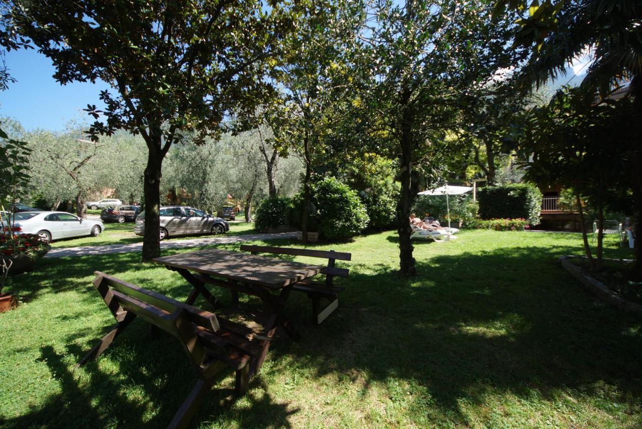 Hotel Alpi Malcesine Kültér fotó